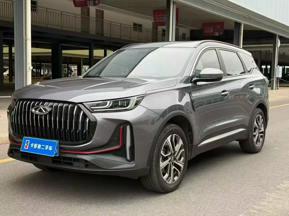 Chery Tiggo 7 Plus Tiggo 7 PLUS 2023 Champion Edition 1.5TCI CVT Extraordinary 2024 — photo 1, buy with delivery to Moscow