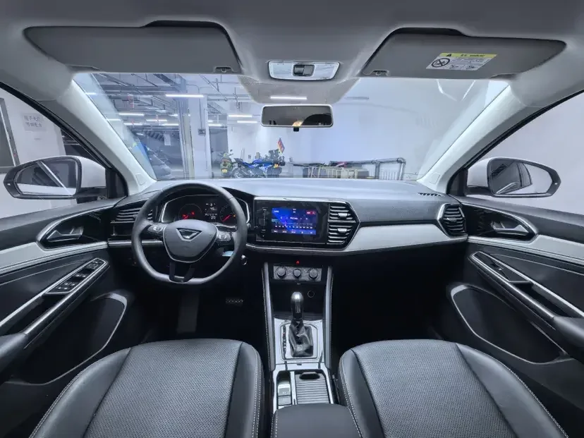 Jetta VS5 Jetta VS5 2023 280TSI Automatic Progressive Edition 2024 — thumbnail 5