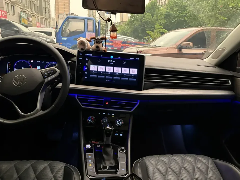 Volkswagen Sagitar Sagitar 2024 300TSI DSG Beyond Edition 2024 — thumbnail 2