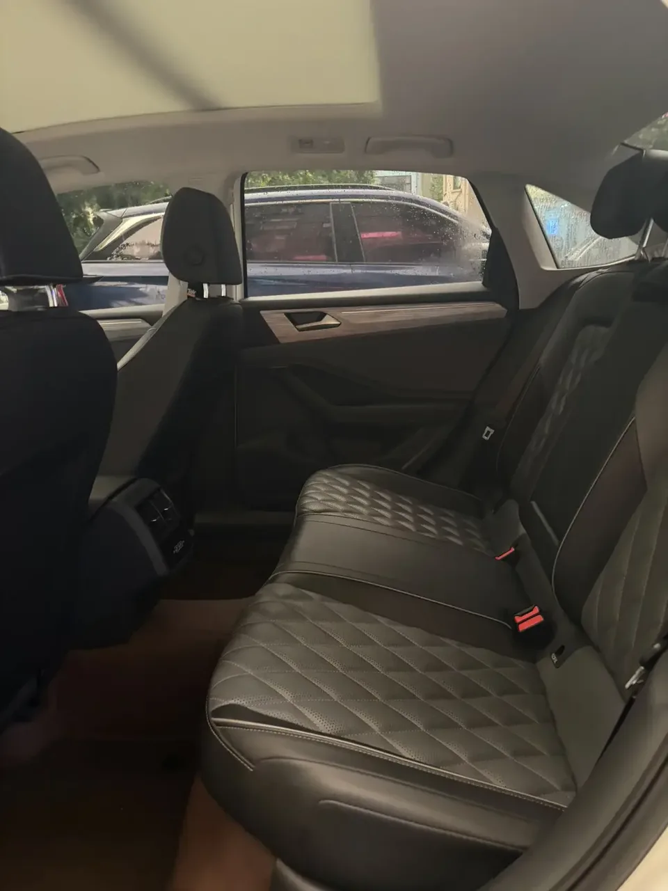 Volkswagen Sagitar Sagitar 2024 300TSI DSG Beyond Edition 2024 — thumbnail 3