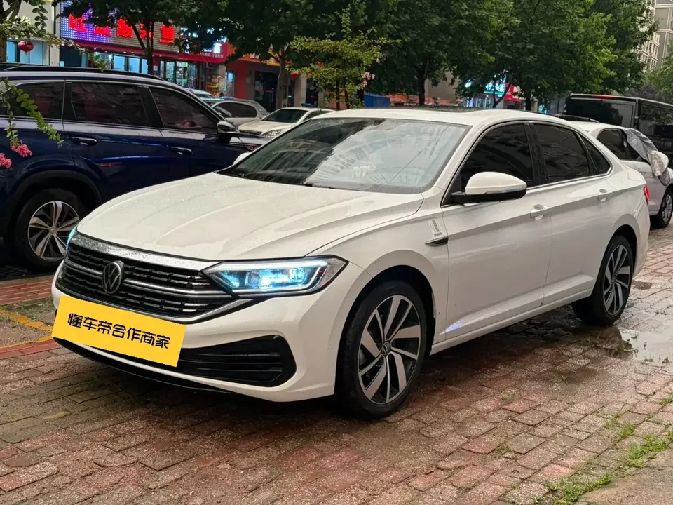 Volkswagen Sagitar Sagitar 2024 300TSI DSG Beyond Edition 2024 — photo 1, buy with delivery to Moscow