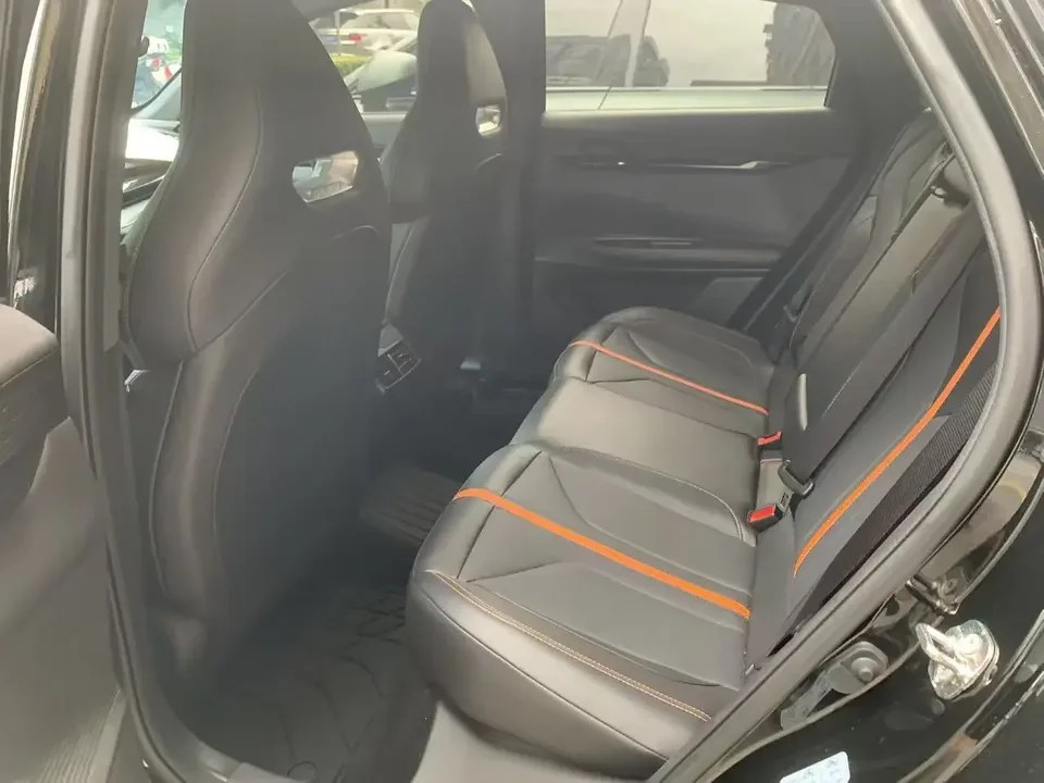 Changan UNI-V Changan UNI-V 2024 1.5T Premium 2024 — thumbnail 3