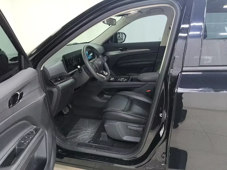 Ford Equator Sport Leading 2023 EcoBoost 170 2024 — thumbnail 5