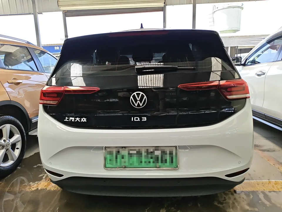 Volkswagen ID.3 Volkswagen ID.3 2023 Upgraded Pure Smart Edition 2024 — thumbnail 2