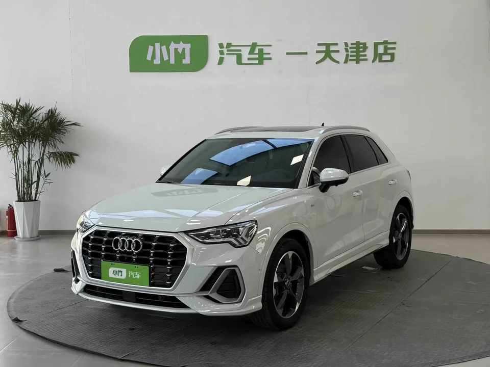 Audi Q3 Audi Q3 2023 35 TFSI Stylish Dynamic 2023 — photo 1, buy with delivery to Moscow