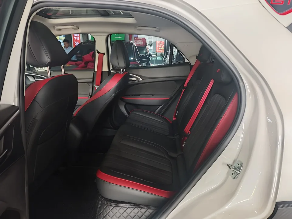 ORA Euler Good Cat GT Euler Good Cat GT 2025 Mulan Edition 430km Luxury 2025 — миниатюра 5