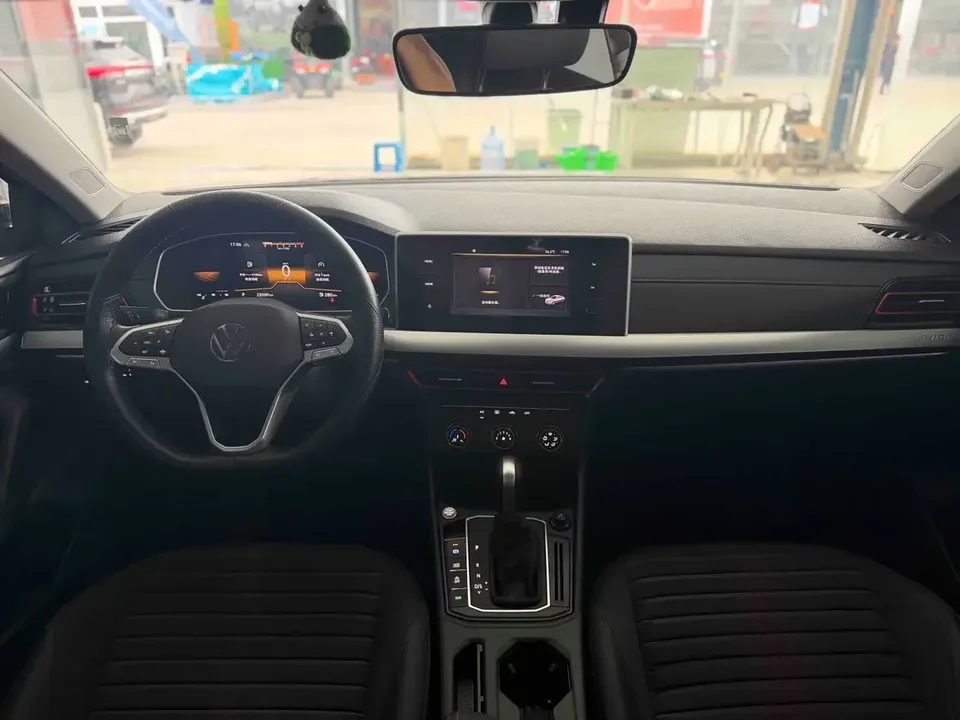 Volkswagen Lavida Lavida 2023 280TSI DSG Full Elegance Edition 2022 — thumbnail 3