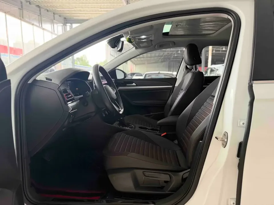 Volkswagen Lavida Lavida 2023 280TSI DSG Full Elegance Edition 2022 — thumbnail 4