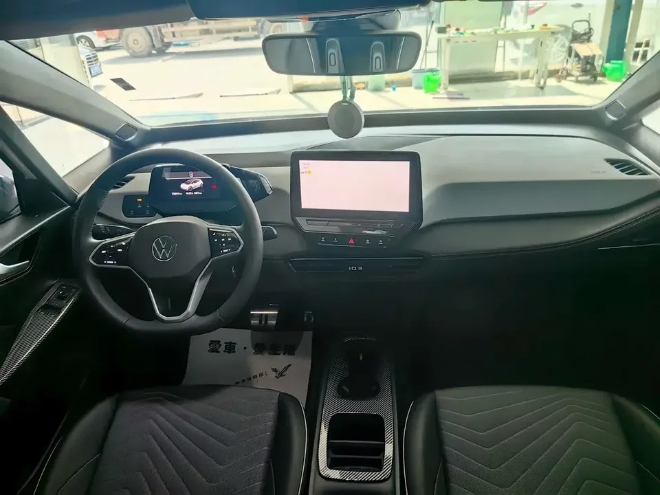 Volkswagen ID.3 Volkswagen ID.3 2024 Outstanding Edition 2024 — thumbnail 3
