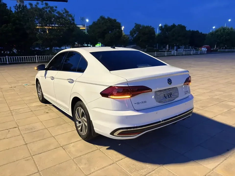 Volkswagen Bora Bora 2023 280TSI DSG Comfort Edition 2023 — thumbnail 2