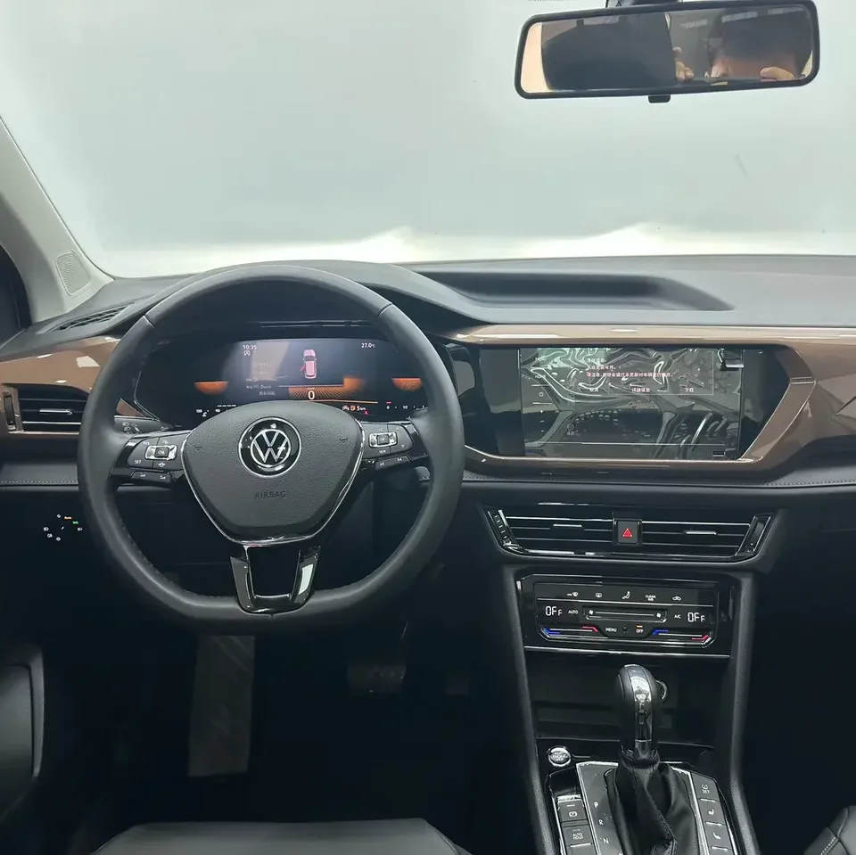 Volkswagen Tharu tuyue 2022 280TSI 2WD Comfort Edition 2023 — thumbnail 3