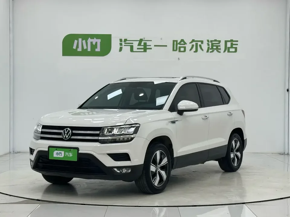 Volkswagen Tharu tuyue 2022 280TSI 2WD Comfort Edition 2023 — photo 1, buy with delivery to Moscow