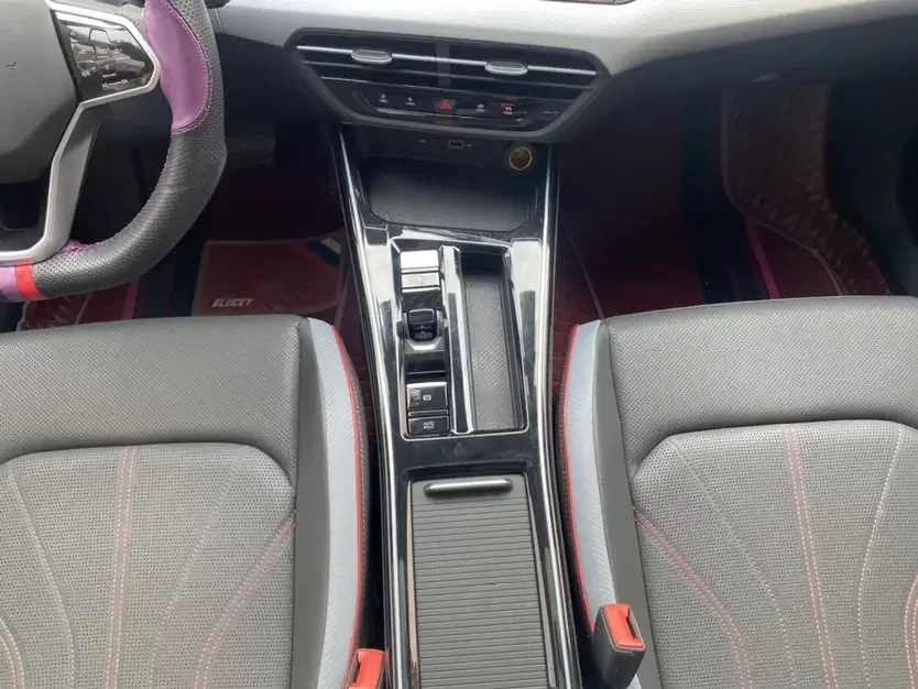 Volkswagen Lamando Lingdu 2022 Lingdu L 280TSI DSG Cool Edition 2022 — thumbnail 4