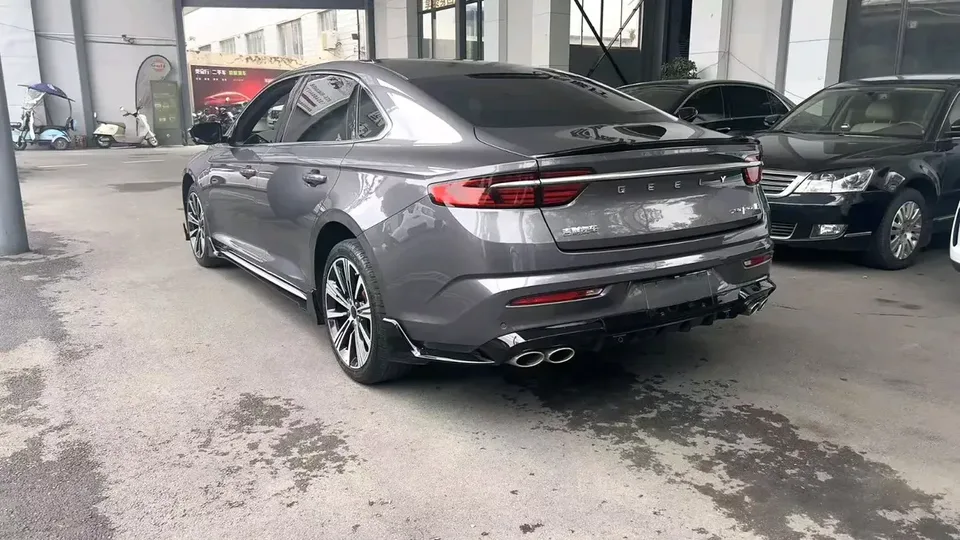 Geely Preface Xing Rui 2025 1.5T Dongfangyao Kunlun Edition 2026 — thumbnail 4