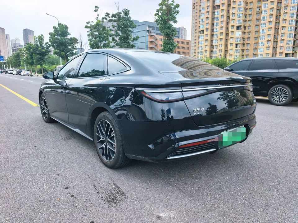 BYD Seal 07DM Seal 07DM 2024 DM-i 125KM Deluxe 2024 — thumbnail 4