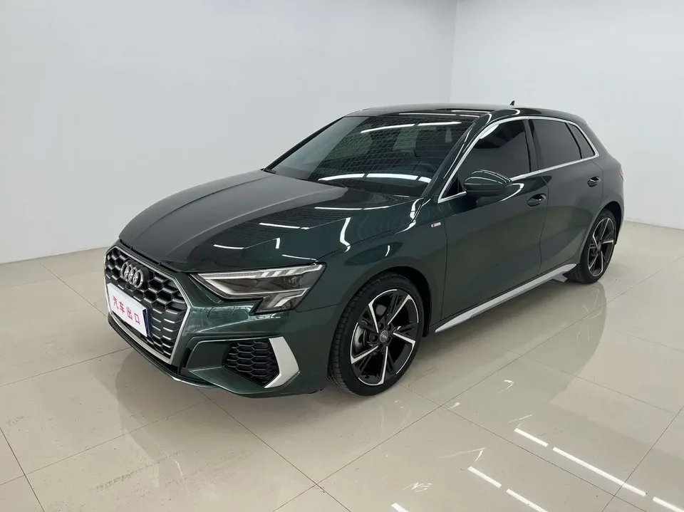 Audi A3 Audi A3 2022 Sportback 35 TFSI Stylish and sporty 2022 — photo 1, buy with delivery to Moscow