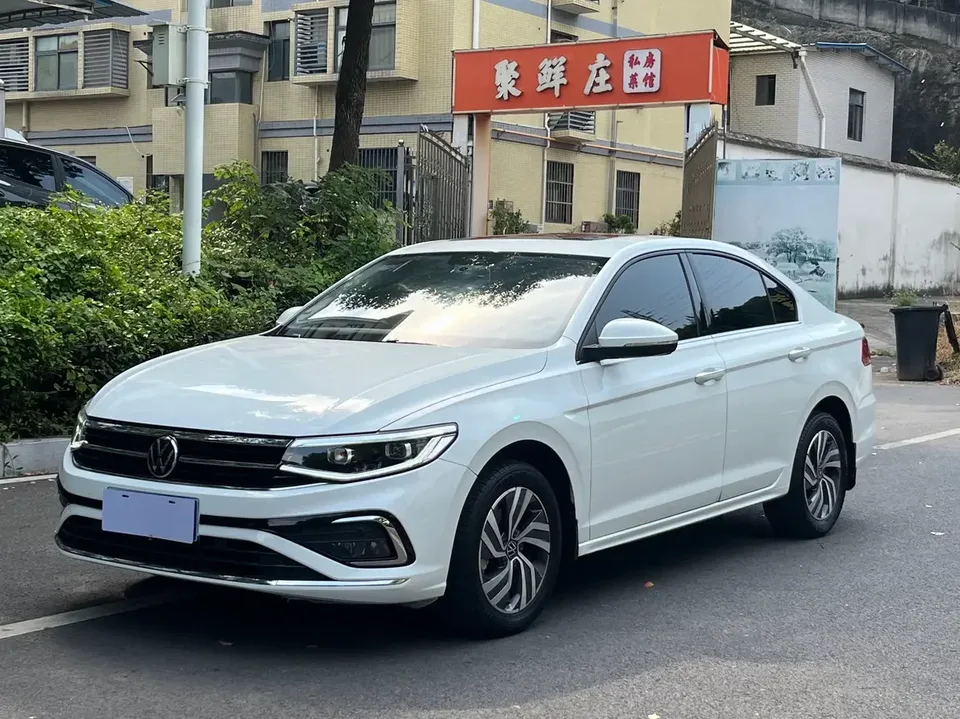 Volkswagen Bora Bora 2024 200TSI DSG Free Travel Edition 2024 — photo 1, buy with delivery to Moscow