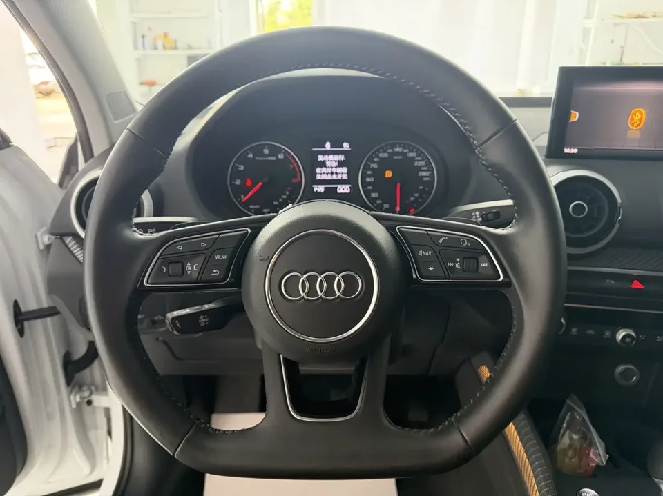 Audi Q2L Audi Q2L 2022 35 TFSI Stylish Dynamic 2022 — thumbnail 5
