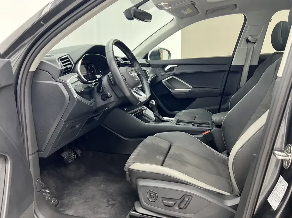 Audi Q3 Audi Q3 2022 35 TFSI Stylish Dynamic 2022 — thumbnail 5