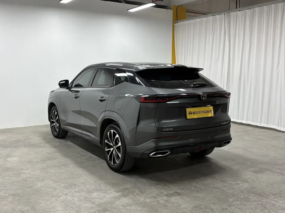 Changan UNI-Z PHEV Changan UNI-Z PHEV 2024 Blue Whale iDD 125KM Beyond 2024 — миниатюра 2