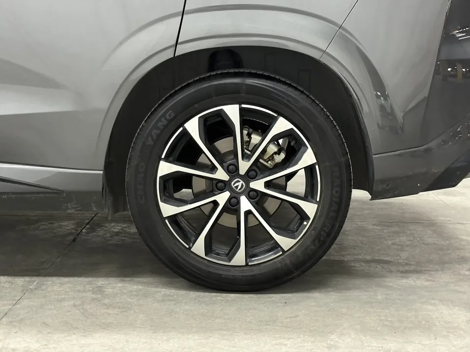 Changan UNI-Z PHEV Changan UNI-Z PHEV 2024 Blue Whale iDD 125KM Beyond 2024 — миниатюра 3