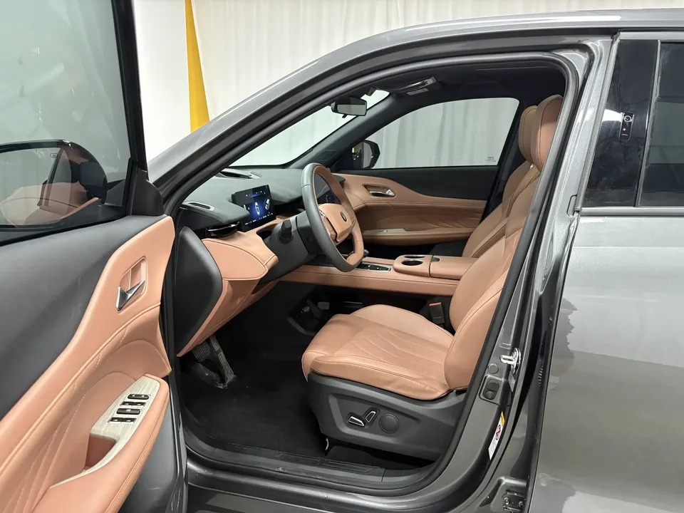 Changan UNI-Z PHEV Changan UNI-Z PHEV 2024 Blue Whale iDD 125KM Beyond 2024 — миниатюра 5