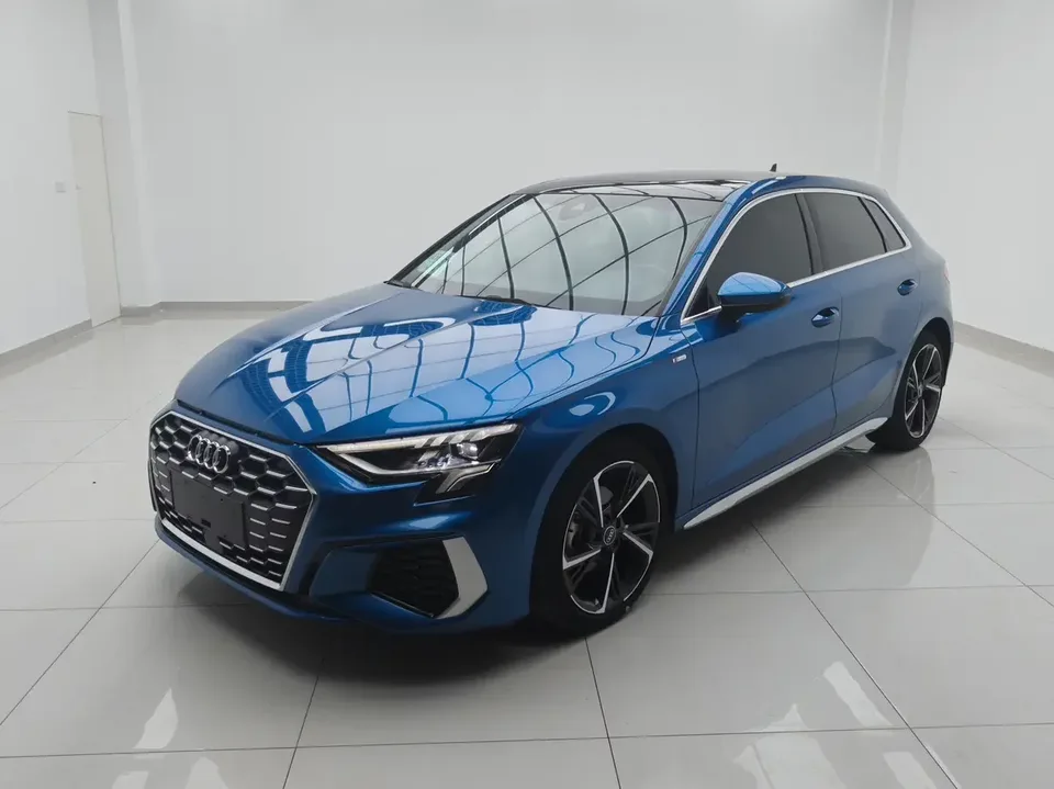 Audi A3 Audi A3 2022 Sportback 35 TFSI Stylish and sporty 2022 — photo 1, buy with delivery to Moscow