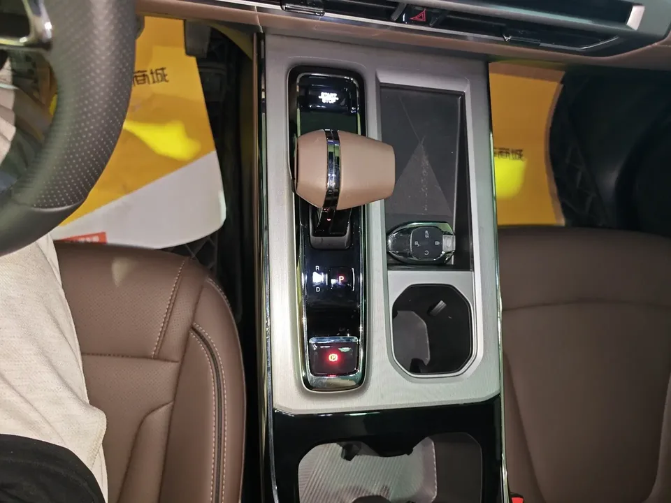 GAC Trumpchi GS4 Trumpchi GS4 2024 MAX 1.5TGDI Ultimate Edition 2024 — thumbnail 3