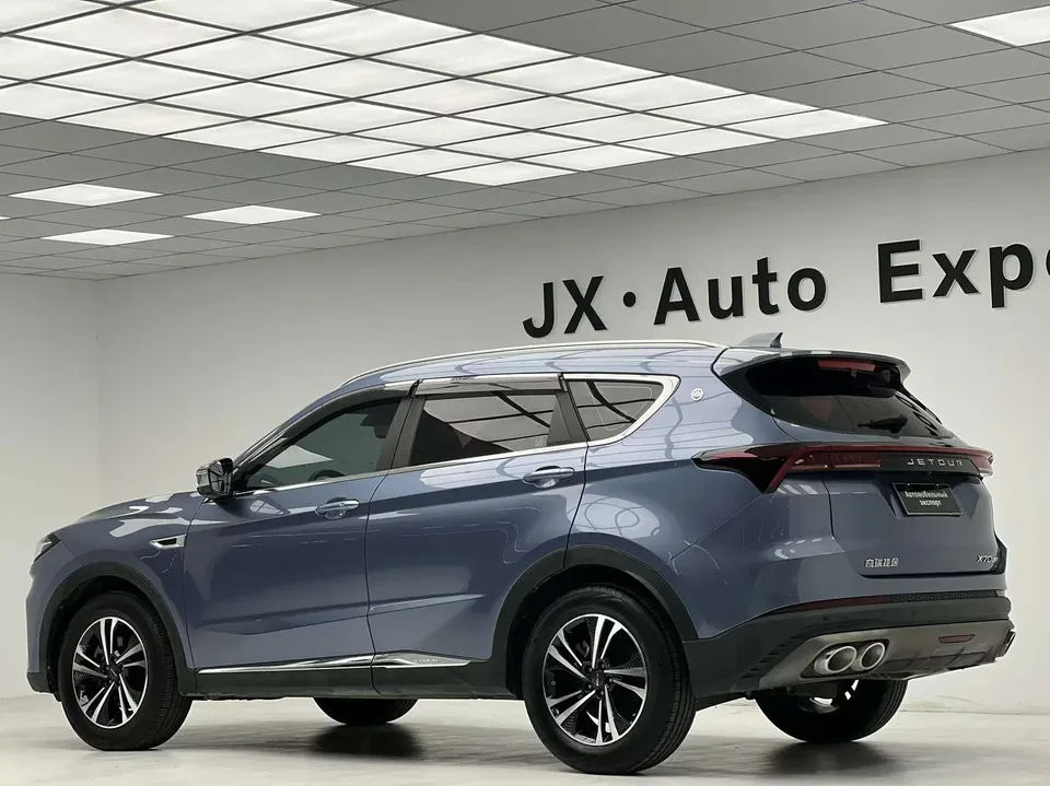 Jetour Jietu X70 PLUS Jietu X70 PLUS 2021 1.5T DCT 7-seater 2022 — миниатюра 2