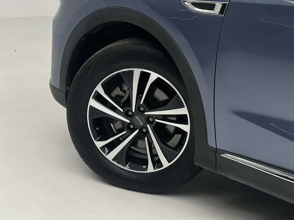 Jetour Jietu X70 PLUS Jietu X70 PLUS 2021 1.5T DCT 7-seater 2022 — миниатюра 4