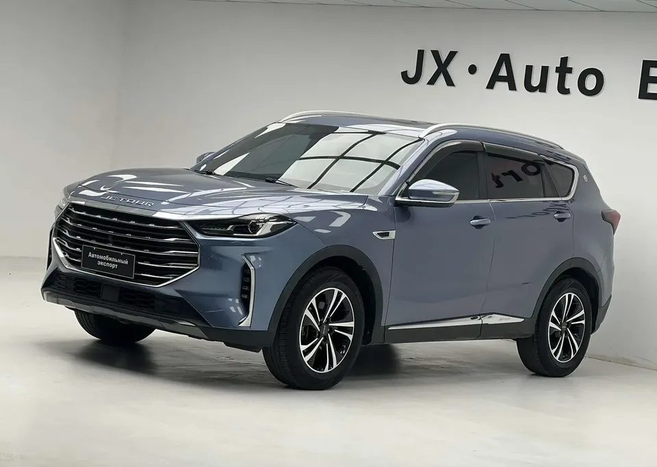 Jetour Jietu X70 PLUS Jietu X70 PLUS 2021 1.5T DCT 7-seater 2022 — фото 1, купить с доставкой в Москву