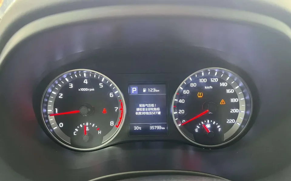 Kia KX1 Yipao 2021 1.4L CVT Fun Sunroof Model 2022 — thumbnail 4