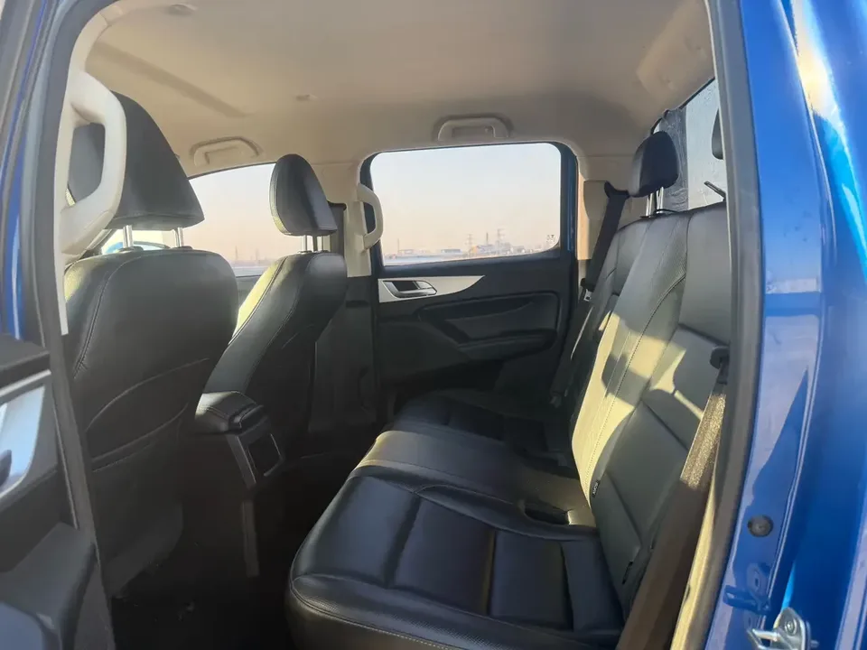 Great Wall Poer gun 2021 Commercial version 2.0T diesel manual two-wheel drive elite long box GW4D20M 2022 — thumbnail 3