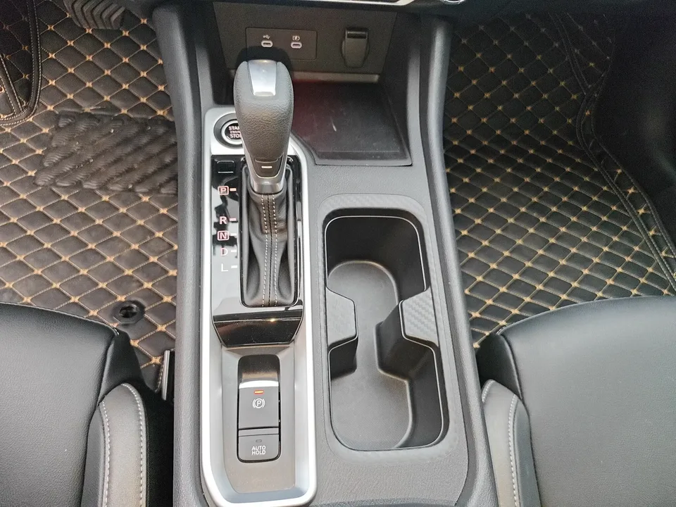 Nissan Sylphy Sylphy 2023 Modified 1.6L CVT Enjoy Edition 2024 — миниатюра 3
