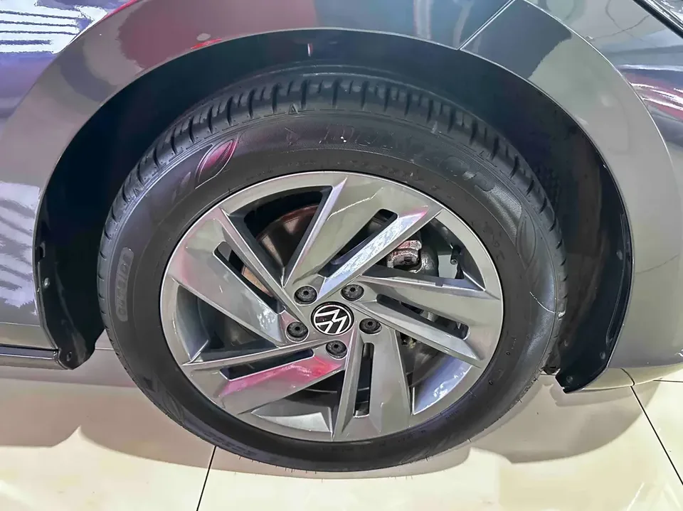 Volkswagen Lamando Lingdu 2023 Lingdu L 280TSI DSG Hot Edition 2023 — thumbnail 3