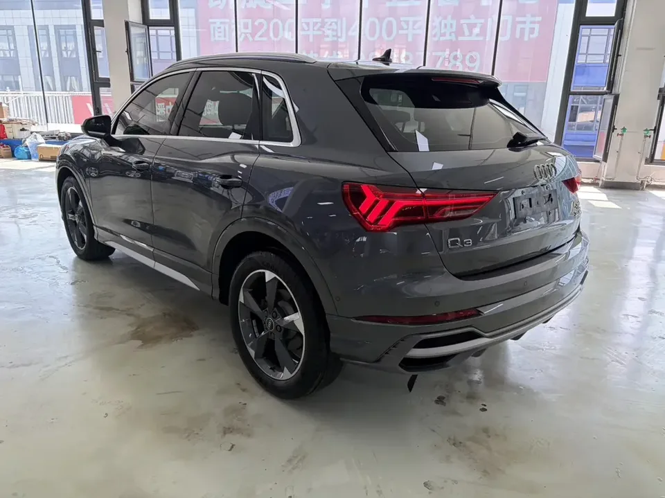 Audi Q3 Audi Q3 2022 35 TFSI Stylish Dynamic 2023 — thumbnail 2