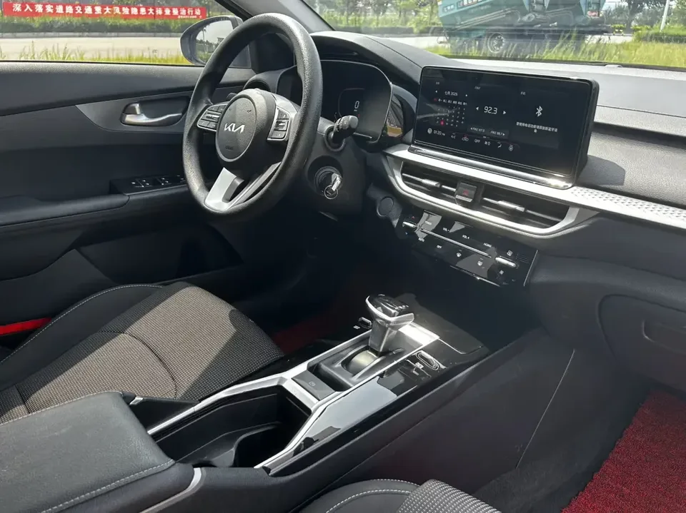 Kia K3 Kia K3 2023 1.5L IVT Comfort Edition 2024 — thumbnail 5