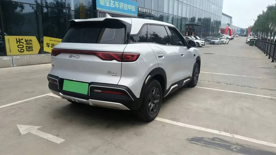BYD Yuan Up Yuan UP 2025 Smart Driving Edition 401KM Vitality Edition 2025 — thumbnail 2