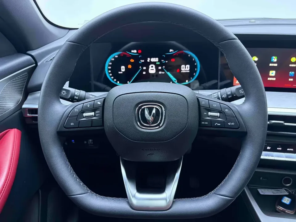Changan CS35 Plus Changan CS35 PLUS 2022 Blue Whale NE 1.4T DCT Luxury Model 2022 — thumbnail 4