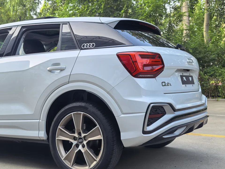 Audi Q2L Audi Q2L 2022 35 TFSI Stylish Dynamic 2022 — миниатюра 2