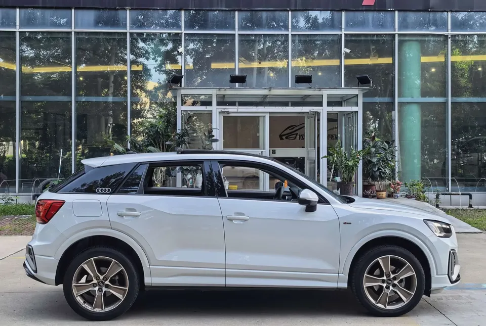 Audi Q2L Audi Q2L 2022 35 TFSI Stylish Dynamic 2022 — миниатюра 4