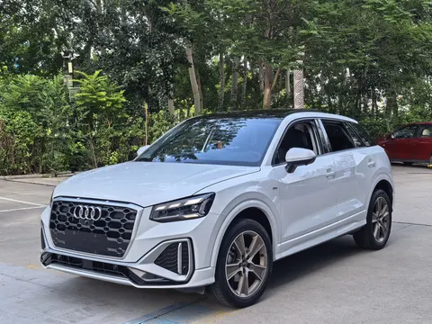 Audi Q2L 2022 купить в Москве