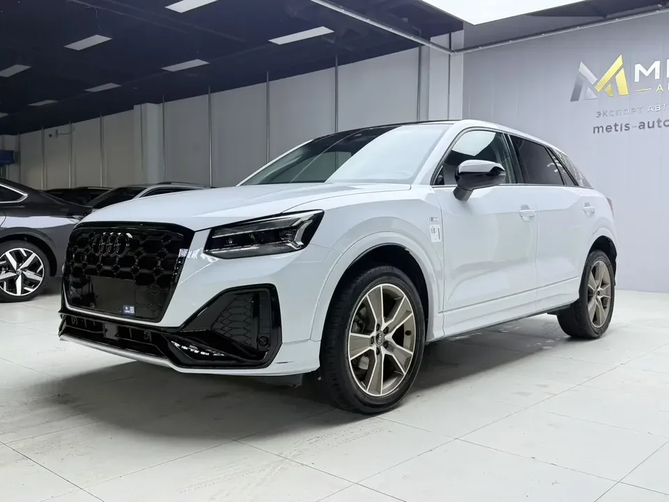 Audi Q2L Audi Q2L 2022 35 TFSI Stylish Dynamic 2022 — photo 1, buy with delivery to Moscow