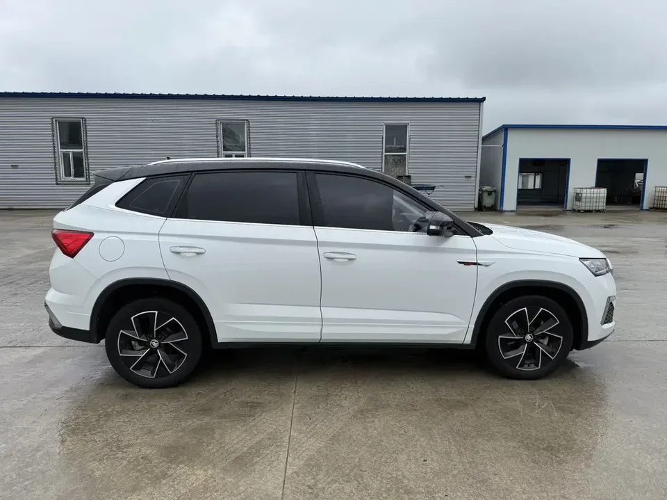 Skoda Kamiq Komic GT 2023 Modified 1.5L Automatic Premium Edition 2024 — thumbnail 2