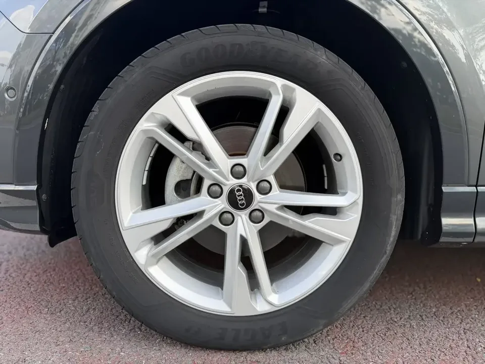 Audi Q3 Audi Q3 2022 35 TFSI Stylish and Elegant 2022 — thumbnail 3