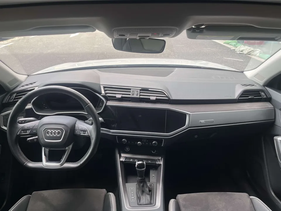 Audi Q3 Audi Q3 2022 35 TFSI Stylish Dynamic 2022 — thumbnail 3