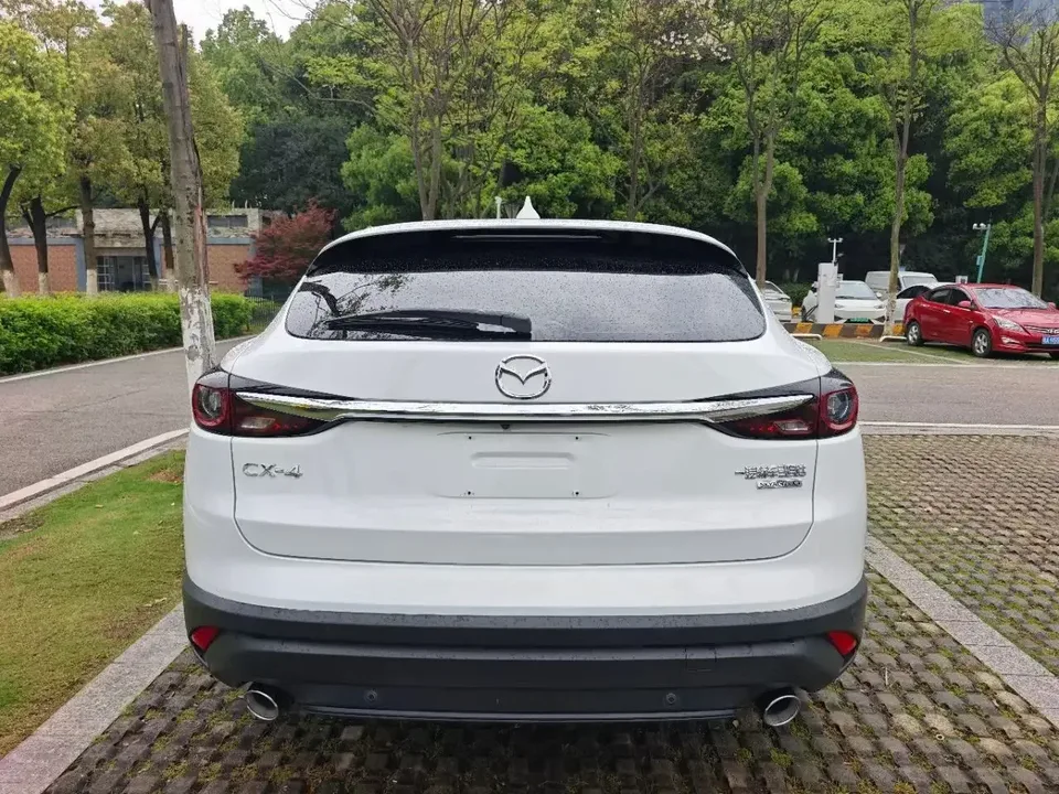 Mazda CX-4 Mazda CX-4 2021 2.0L 2WD Blue Sky Premium Edition 2022 — thumbnail 4