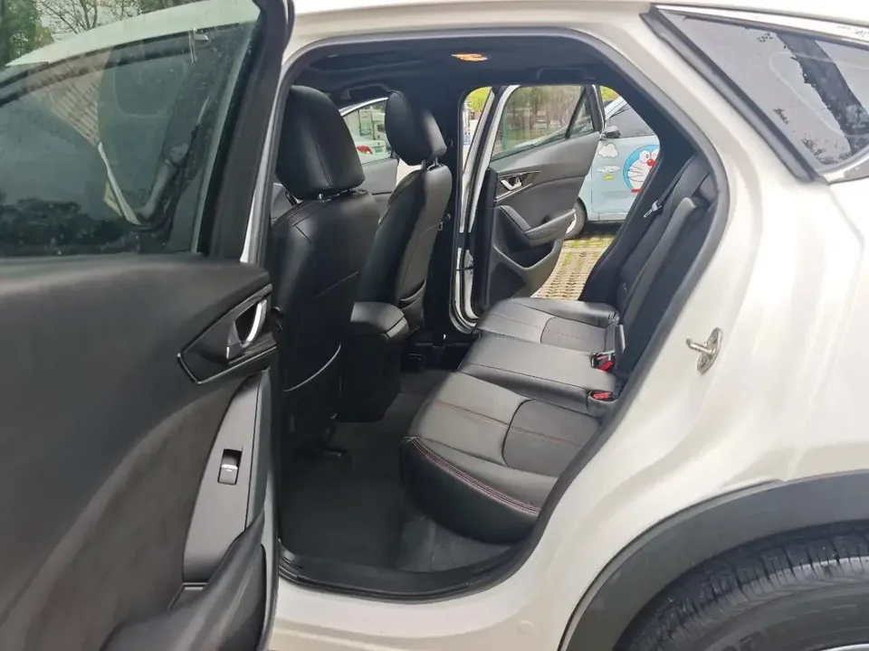 Mazda CX-4 Mazda CX-4 2021 2.0L 2WD Blue Sky Premium Edition 2022 — thumbnail 5