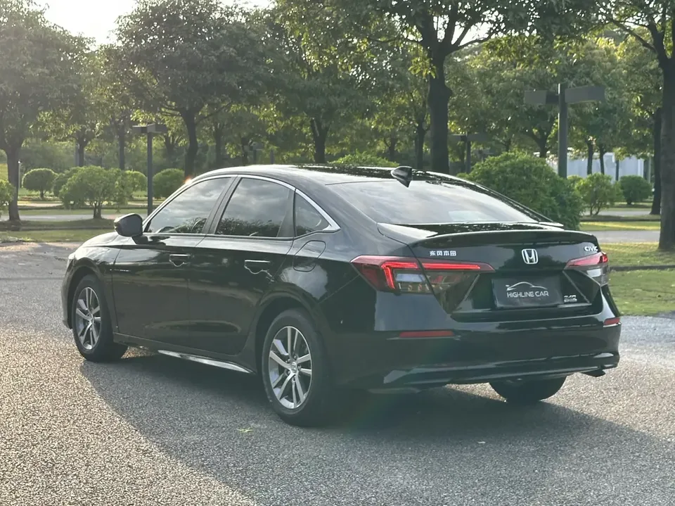 Honda CIVIC Civic 2025 240TURBO CVT Zhiqu Plus 2025 — миниатюра 2