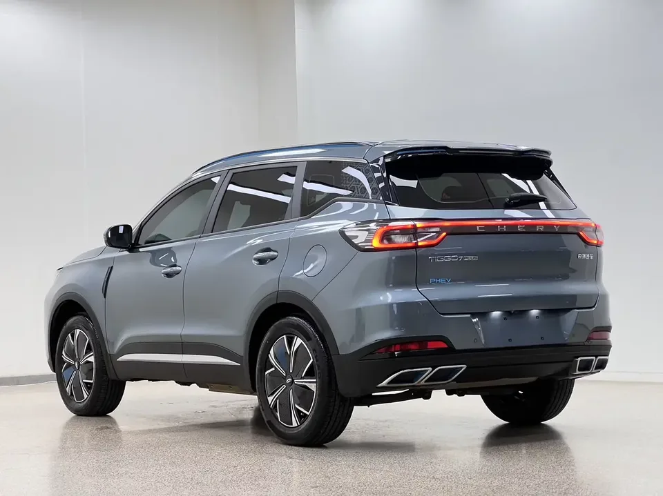 Chery Tiggo 7 PLUS PHEV Tiggo 7 PLUS PHEV 2023 Champion Edition 1.5T DHT 100KM Front Speed 2023 — thumbnail 2